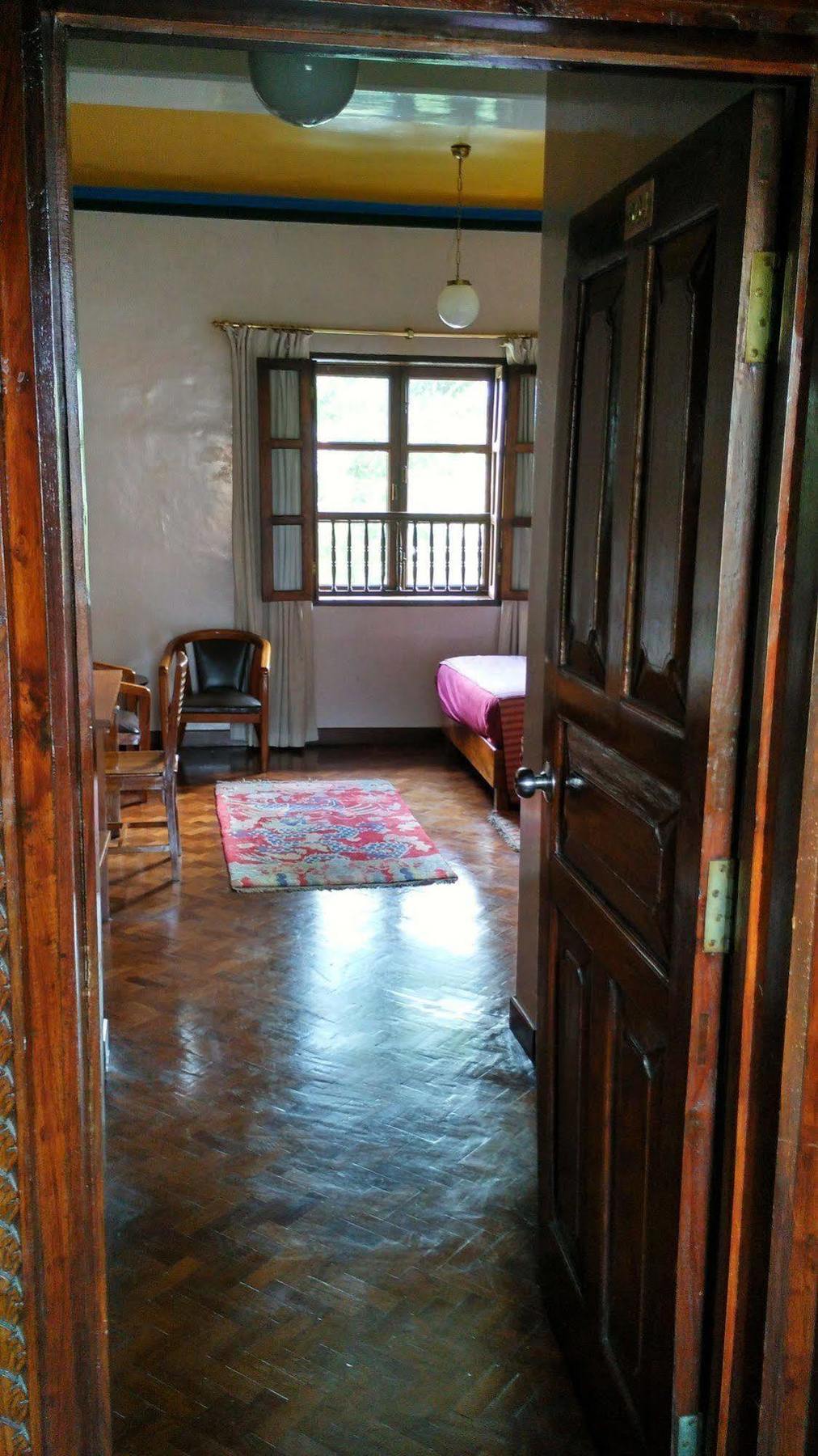 Hotel Vajra Katmandu Kültér fotó